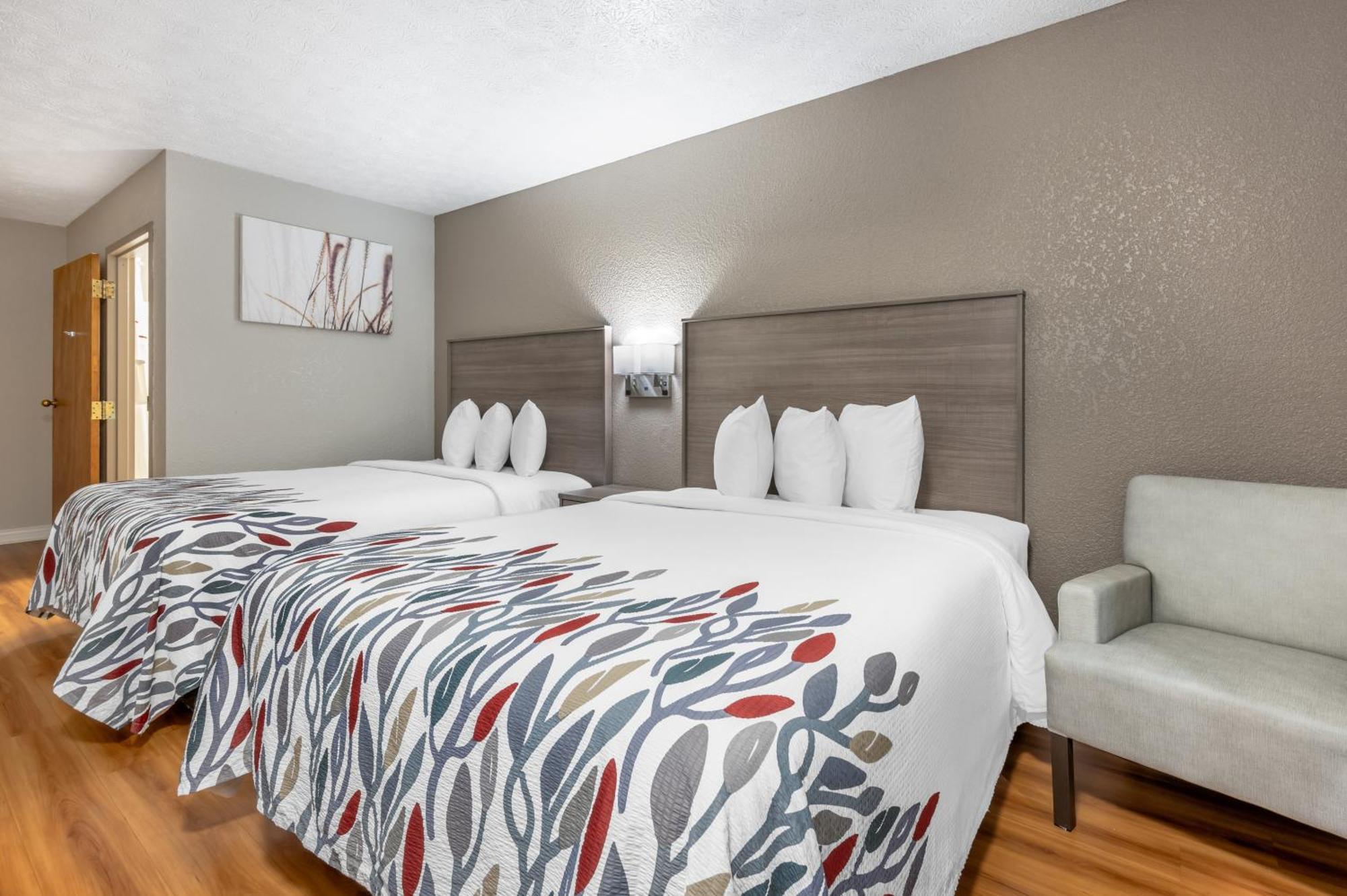Red Roof Inn Greencastle South - Cloverdale Екстериор снимка