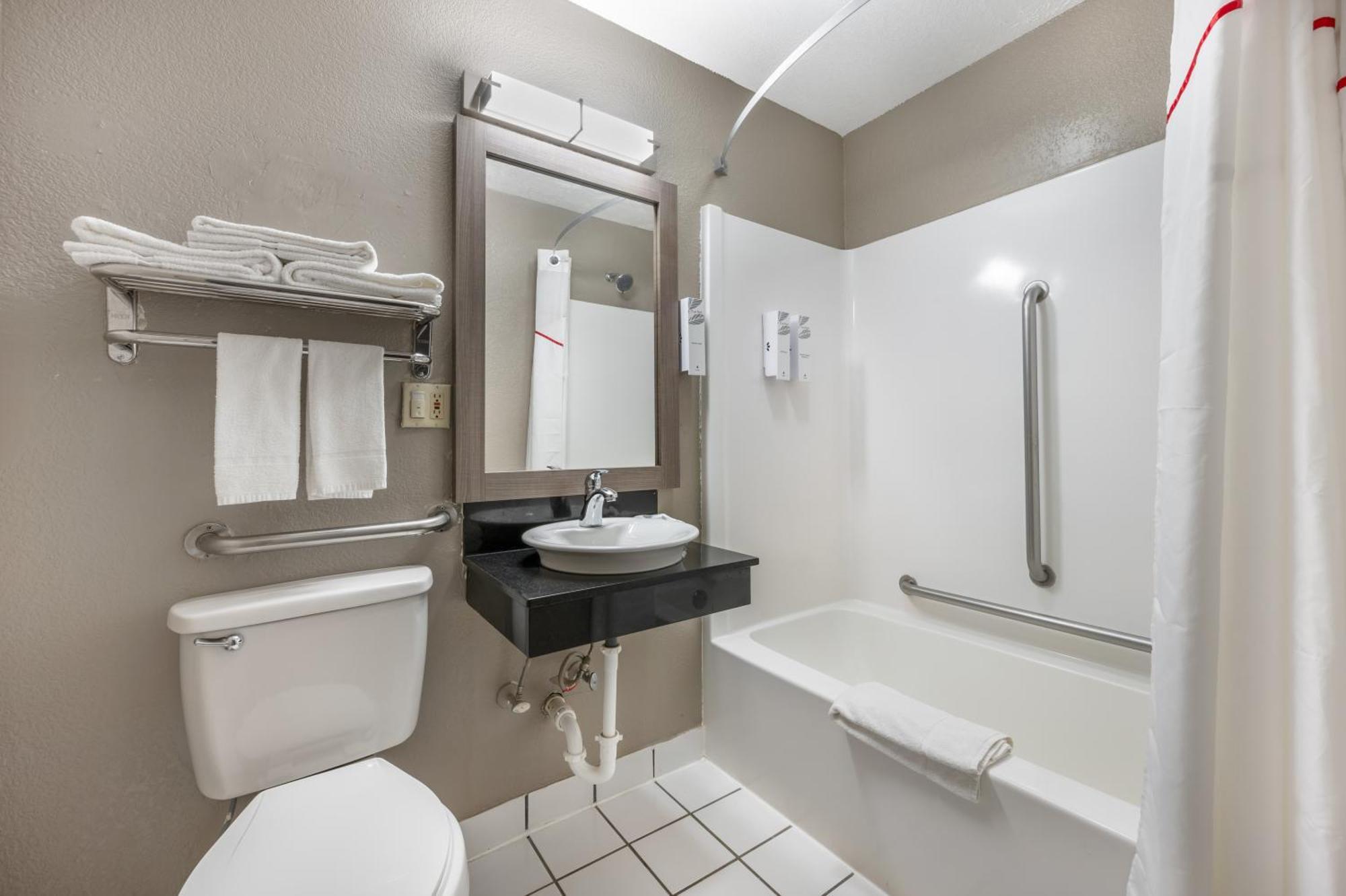 Red Roof Inn Greencastle South - Cloverdale Екстериор снимка