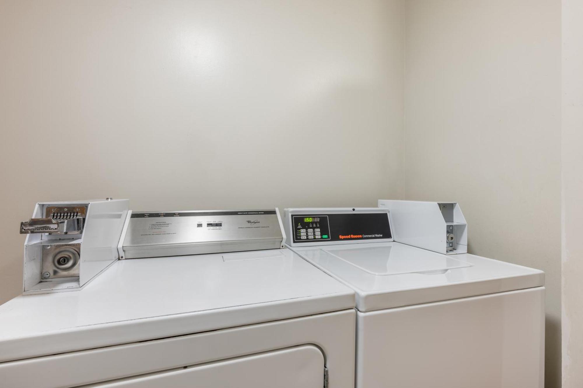 Red Roof Inn Greencastle South - Cloverdale Екстериор снимка