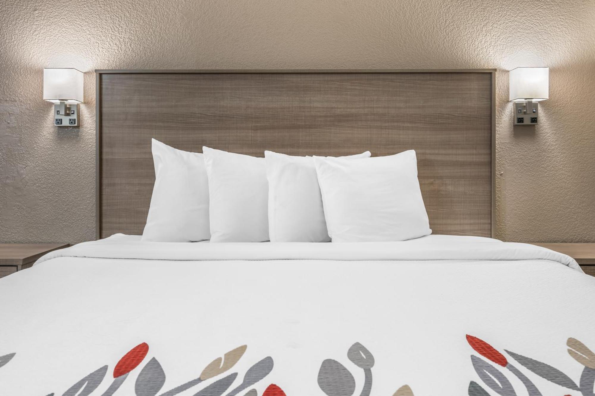 Red Roof Inn Greencastle South - Cloverdale Екстериор снимка