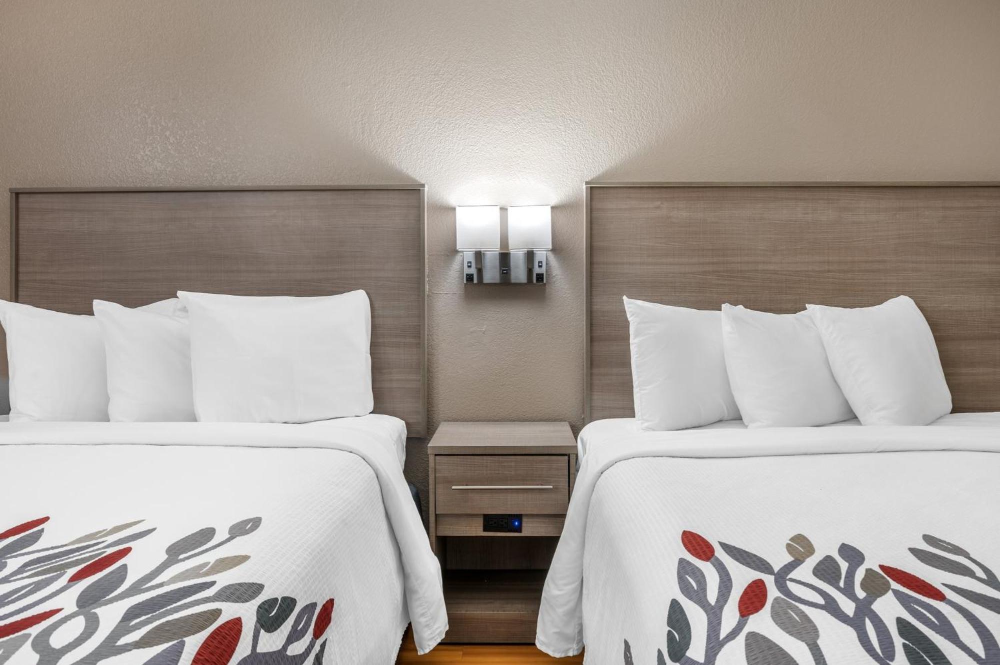 Red Roof Inn Greencastle South - Cloverdale Екстериор снимка